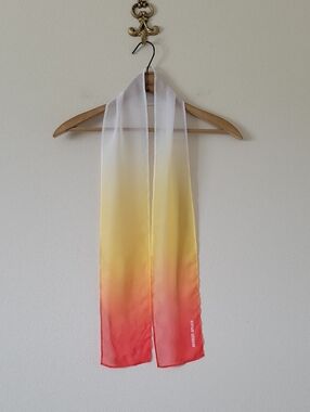 Absolut‎ Apeach Gradient Polyester Scarf Tie